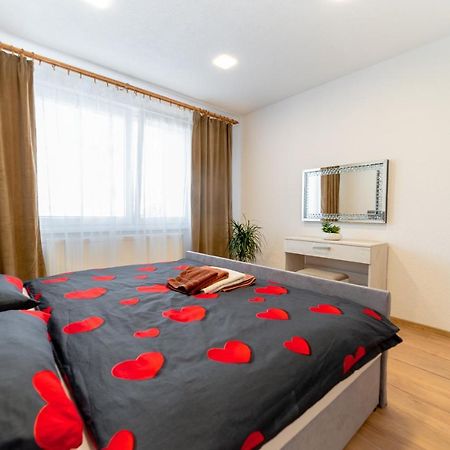 Apartman Discreet Kysucke Nove Mesto Exteriér fotografie