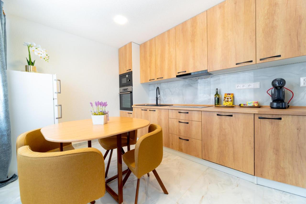 Apartman Discreet Kysucke Nove Mesto Exteriér fotografie